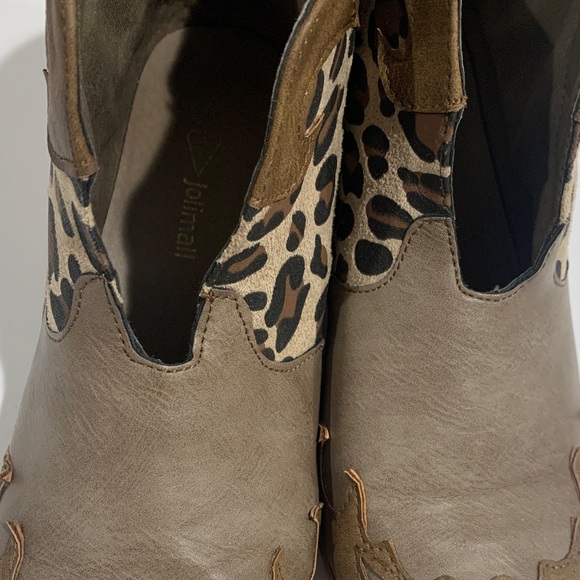 Leopard Pattern Ankle Booties - Brown - Picture 11 of 16
